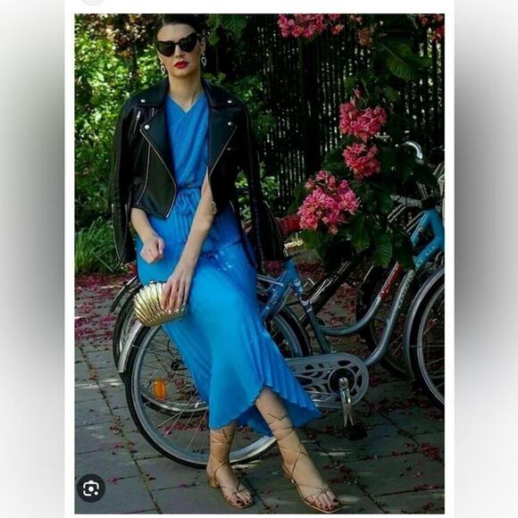 Zara Blue Wrapped Pleated Cross-Neck Halter Dress Size Medium - Picture 4 of 12